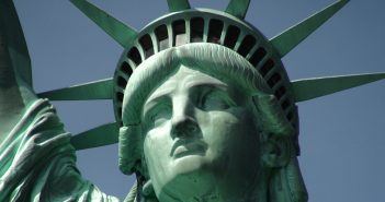 Comment monter dans la couronne de la Statue de la Liberté ? couronne statue de la liberte