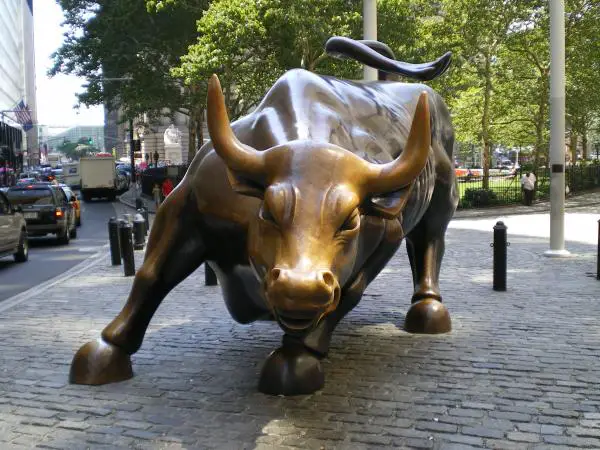 Decouvrez le Charging Bull dans le quartier de Wall Street