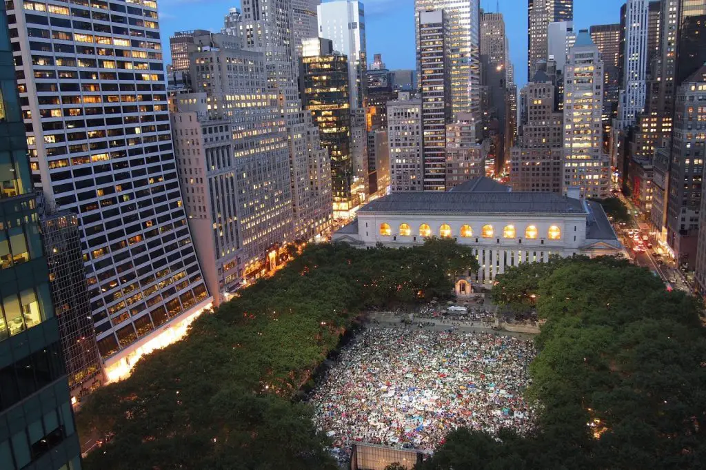 Cinema en plein air a New York: Le Bryant Park Summer Film Festival