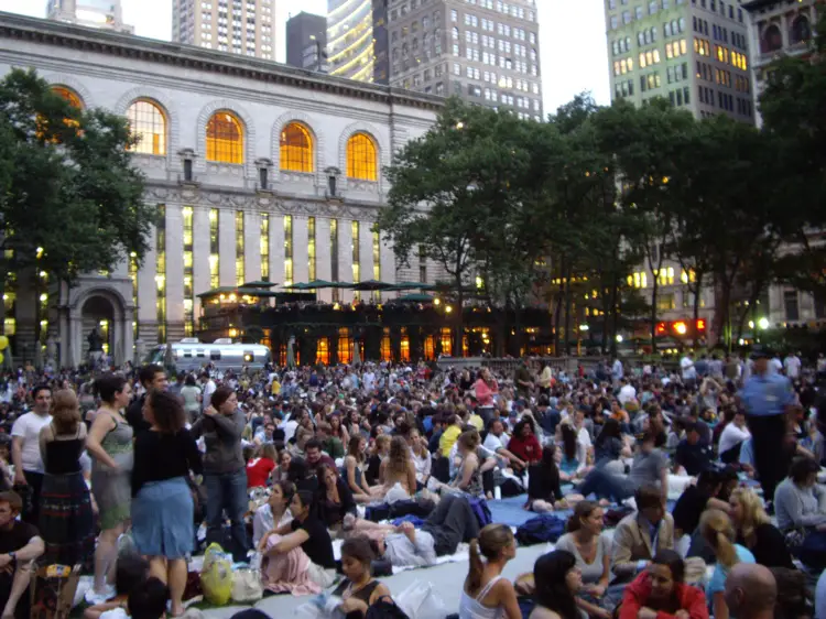 Cinema en plein air a New York: Le Bryant Park Summer Film Festival